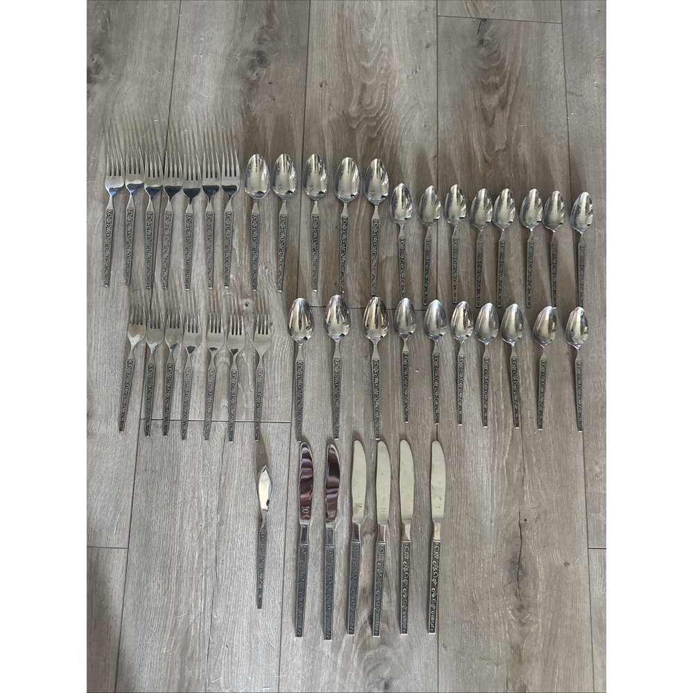 UNF 1110 Stainless Flatware Set Japan Scroll Oak or Maple Leaf Black Accent 44pc